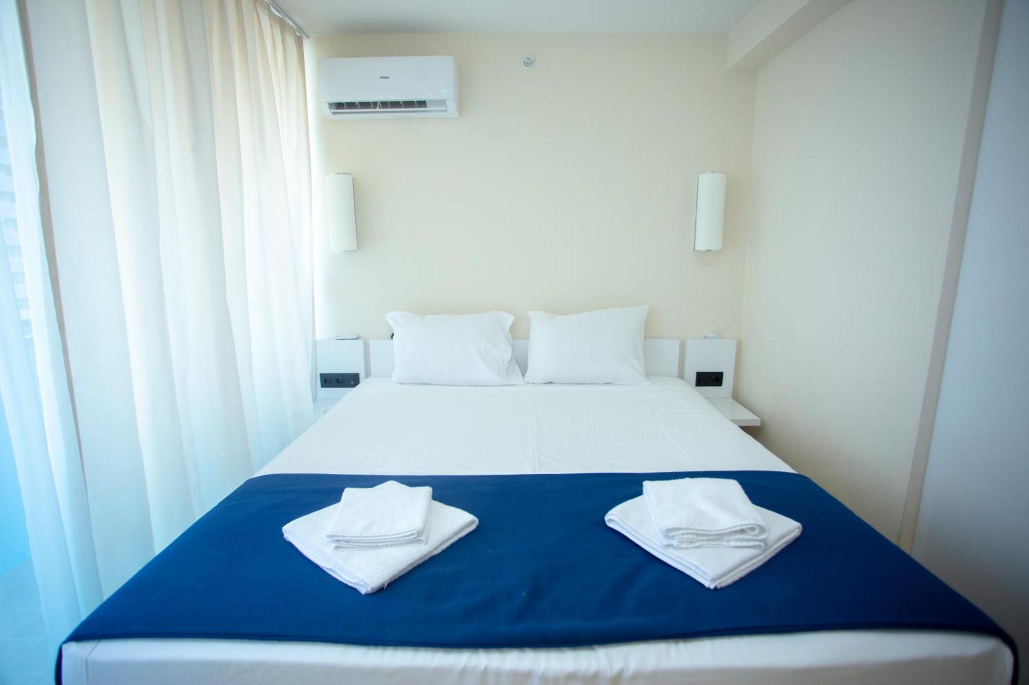 Luxsor & Gorgeous Sea Vlews Apartment บาทูมิ ภายนอก รูปภาพ