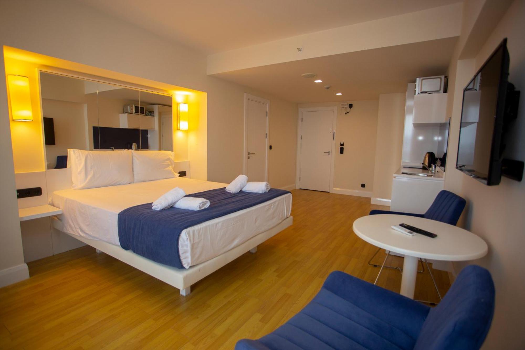 Luxsor & Gorgeous Sea Vlews Apartment บาทูมิ ภายนอก รูปภาพ