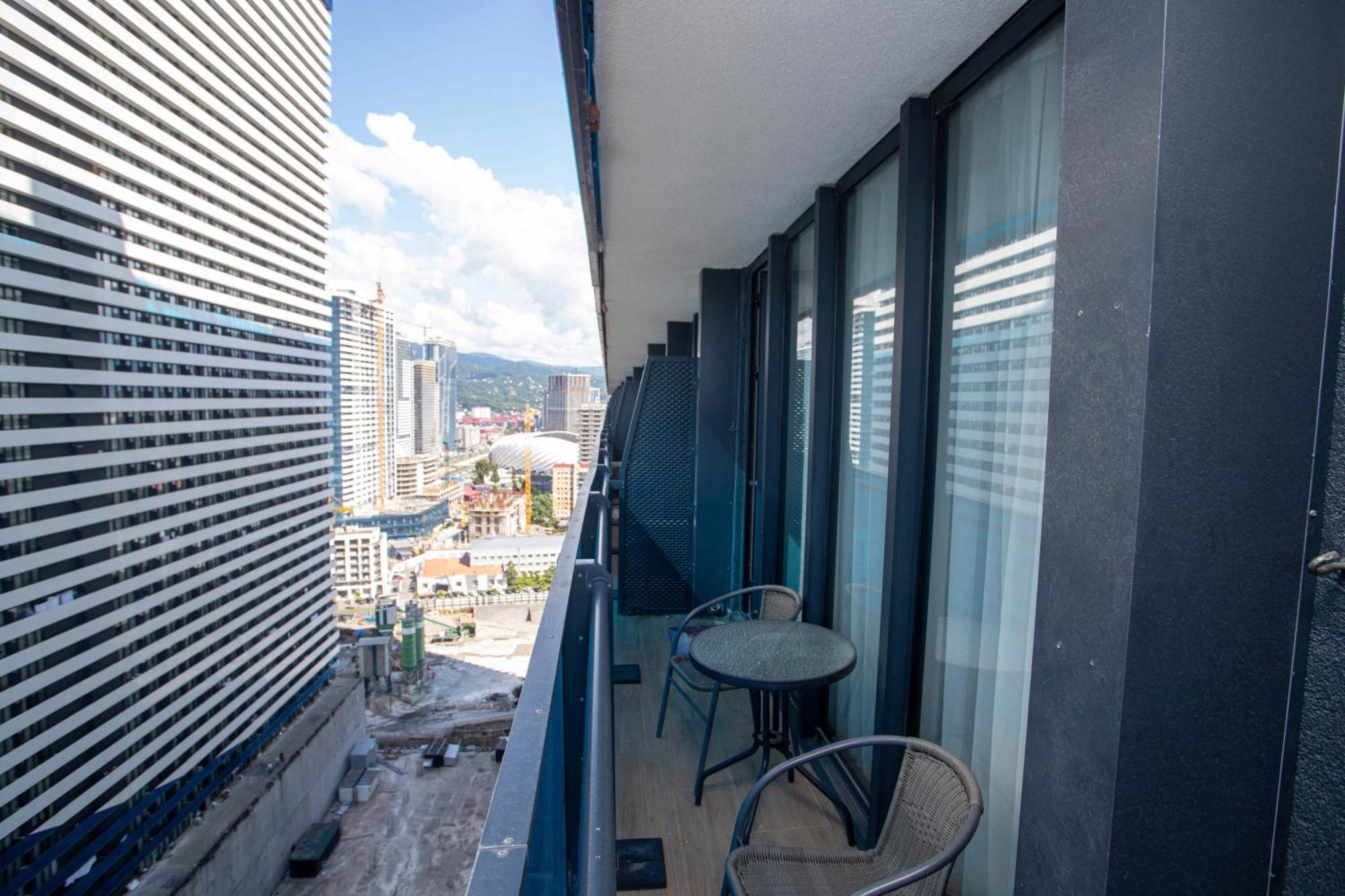 Luxsor & Gorgeous Sea Vlews Apartment บาทูมิ ภายนอก รูปภาพ