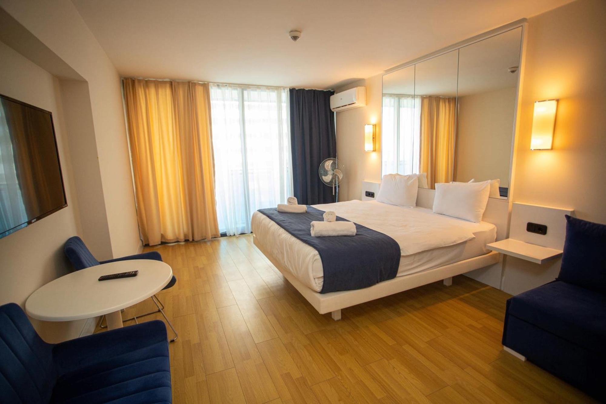 Luxsor & Gorgeous Sea Vlews Apartment บาทูมิ ภายนอก รูปภาพ