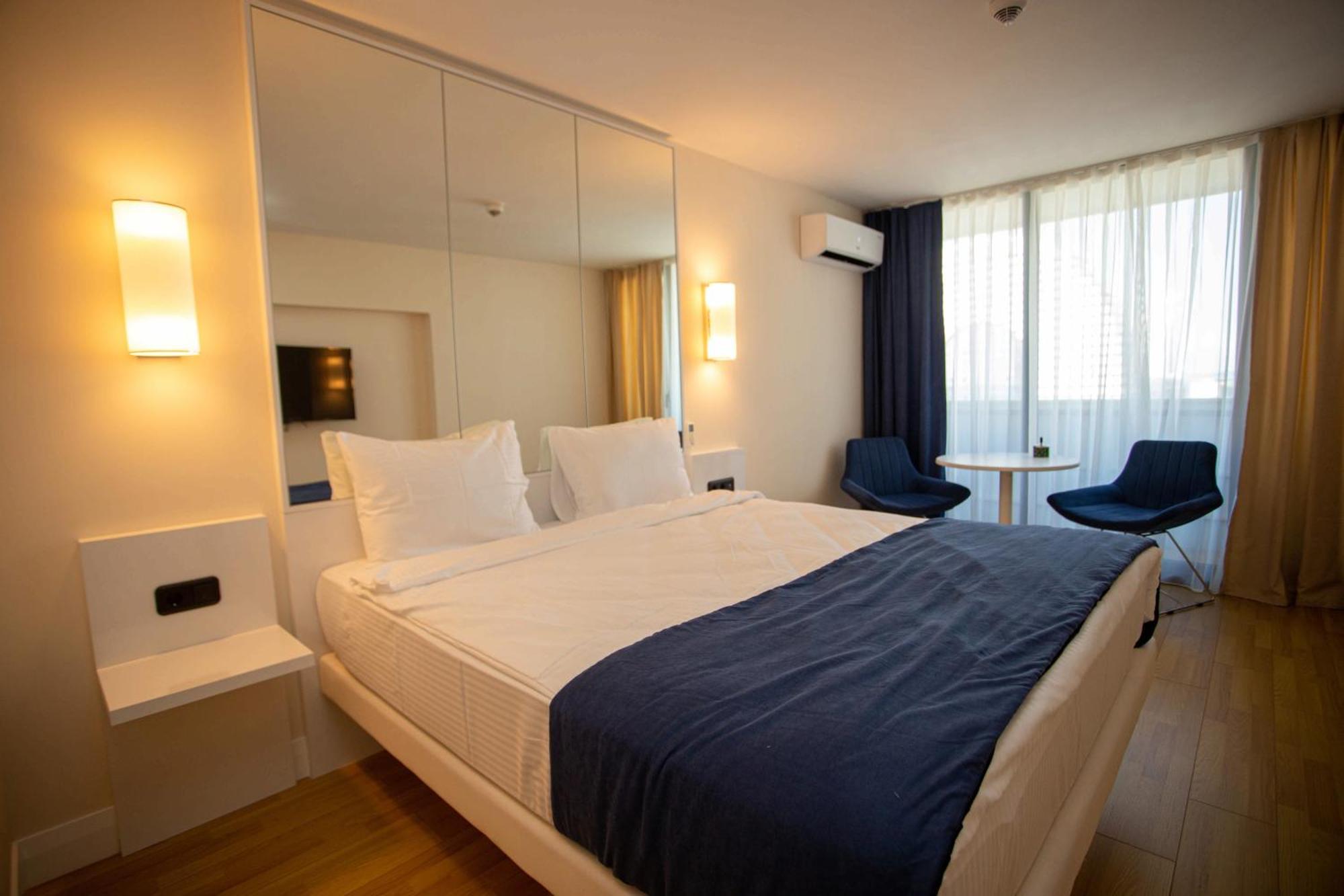 Luxsor & Gorgeous Sea Vlews Apartment บาทูมิ ภายนอก รูปภาพ