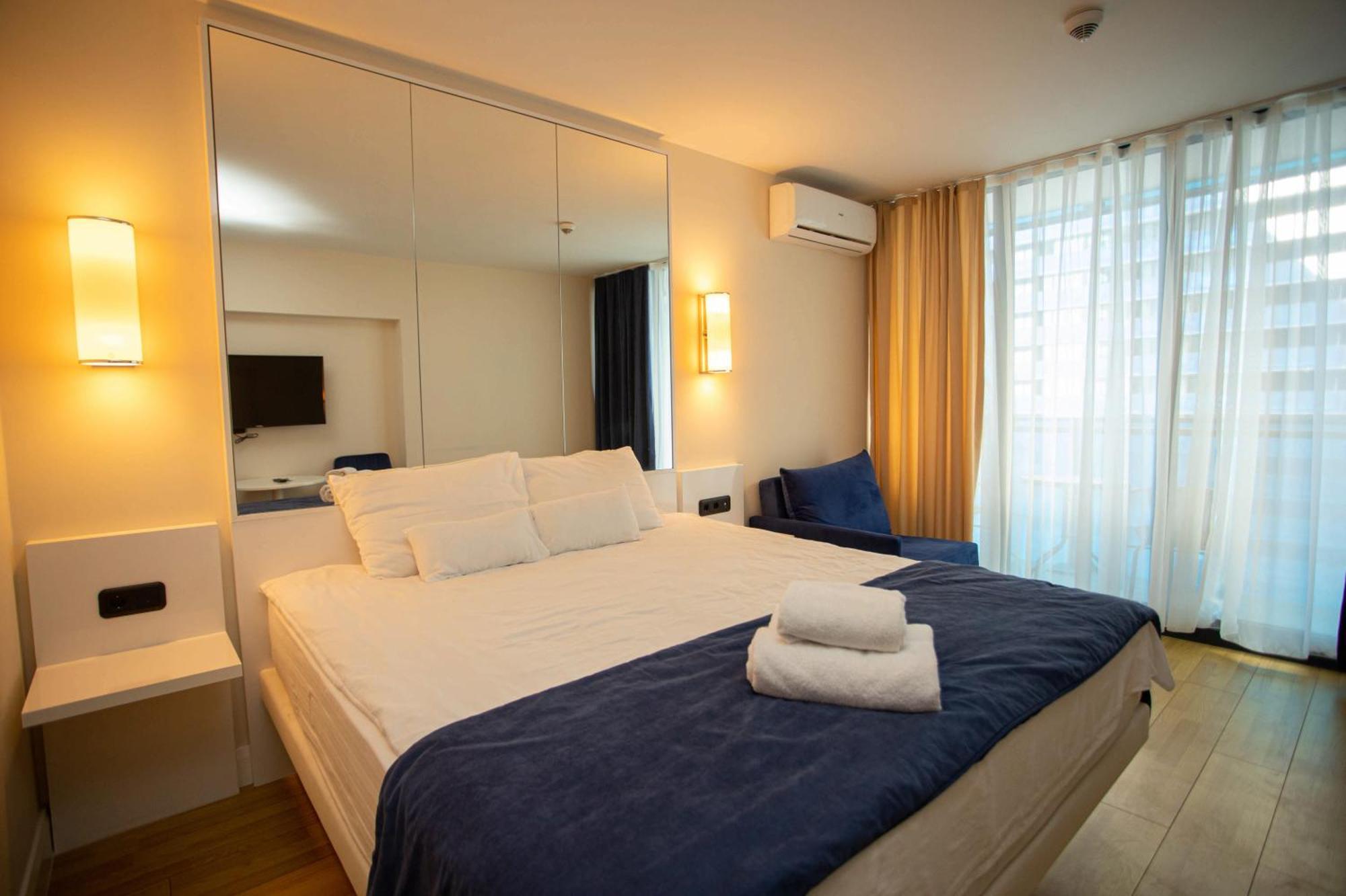Luxsor & Gorgeous Sea Vlews Apartment บาทูมิ ภายนอก รูปภาพ