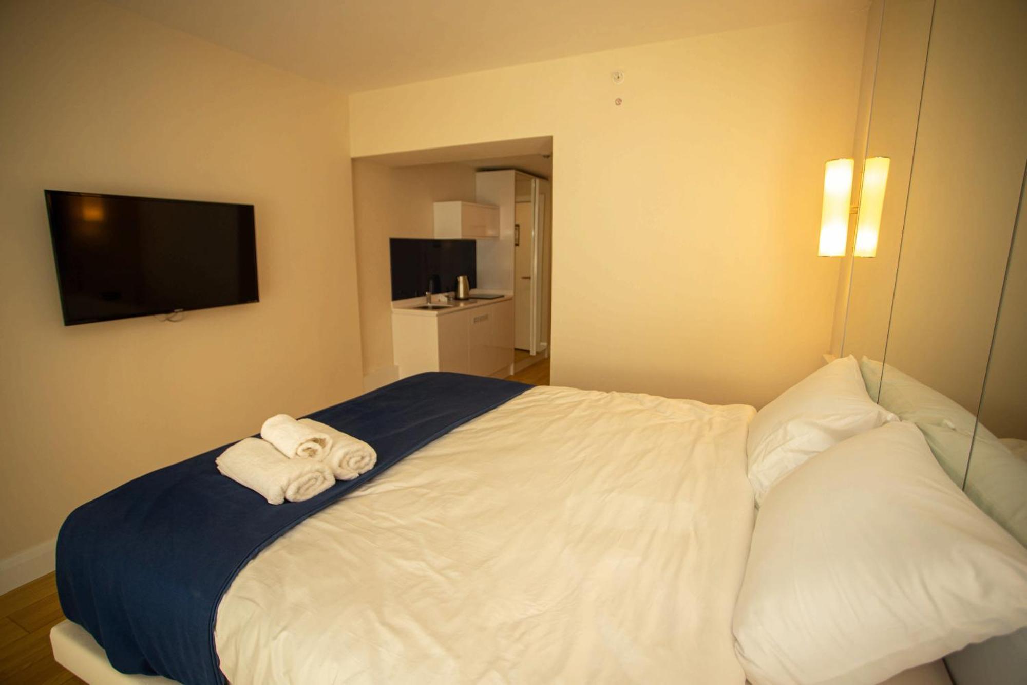 Luxsor & Gorgeous Sea Vlews Apartment บาทูมิ ภายนอก รูปภาพ